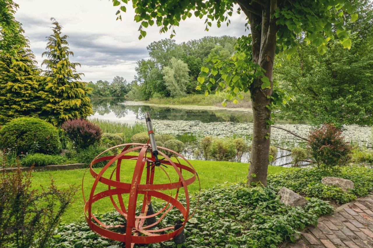 Rajski Vrt - Lake House - Paradise Garden シサク エクステリア 写真