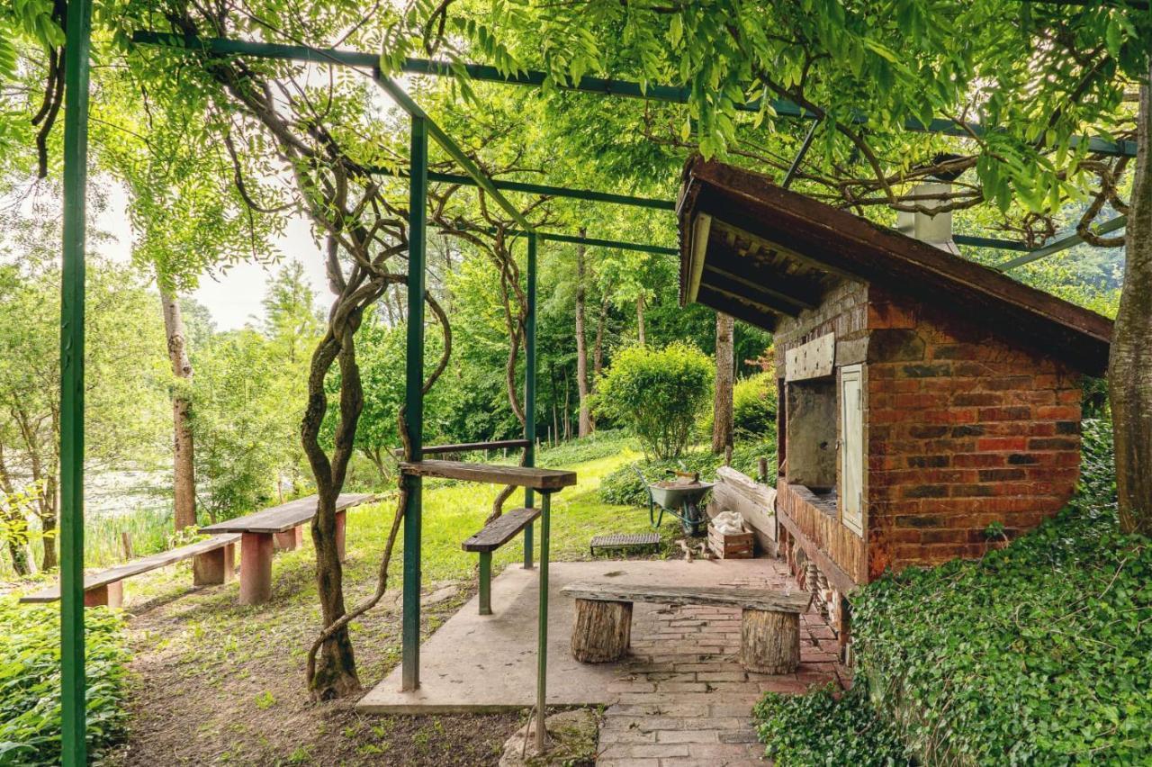 Rajski Vrt - Lake House - Paradise Garden シサク エクステリア 写真