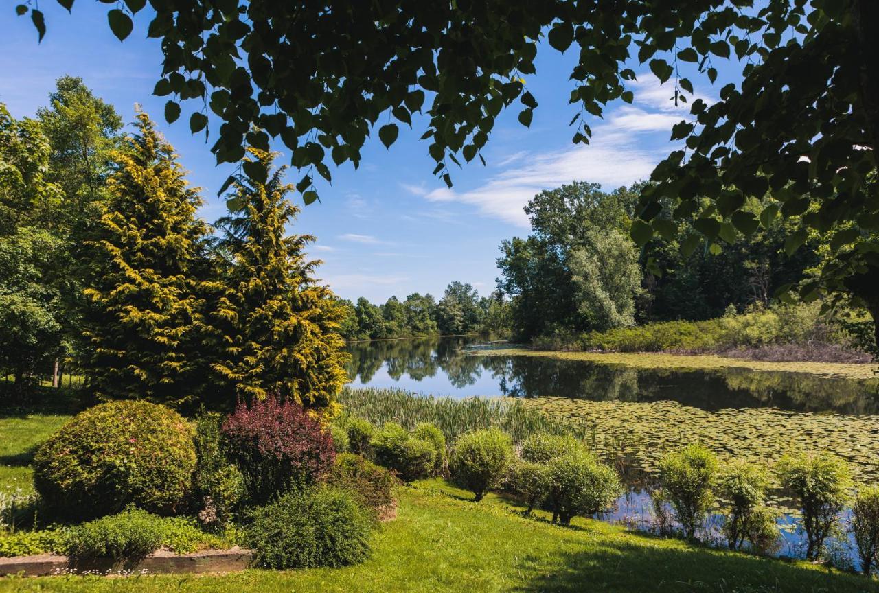 Rajski Vrt - Lake House - Paradise Garden シサク エクステリア 写真